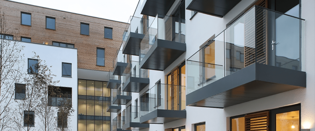 TNQ: Brent, London